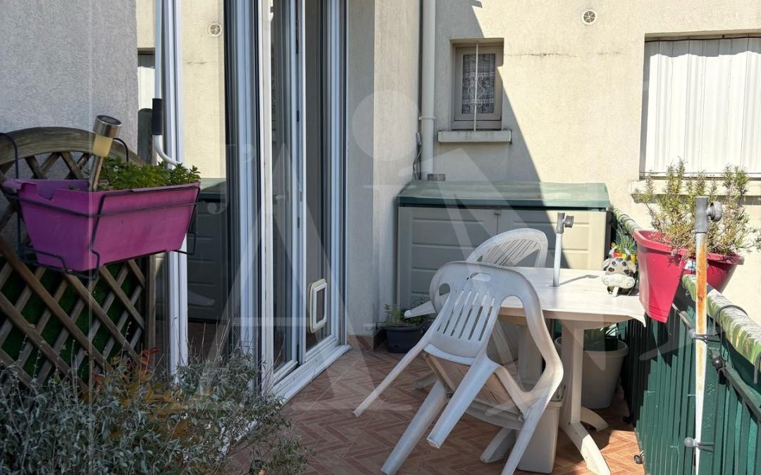 Dernier étage avec terrasse à vendre à Nanterre proche centr