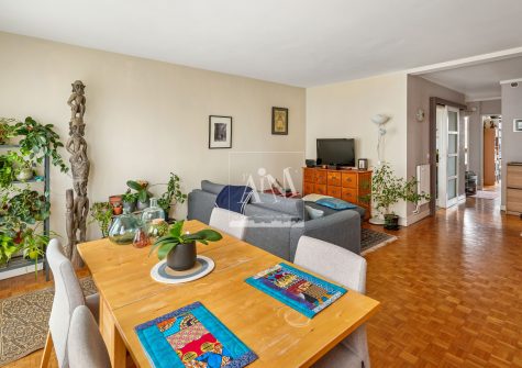 Appartement 3 pièces 66m2 balcon parking